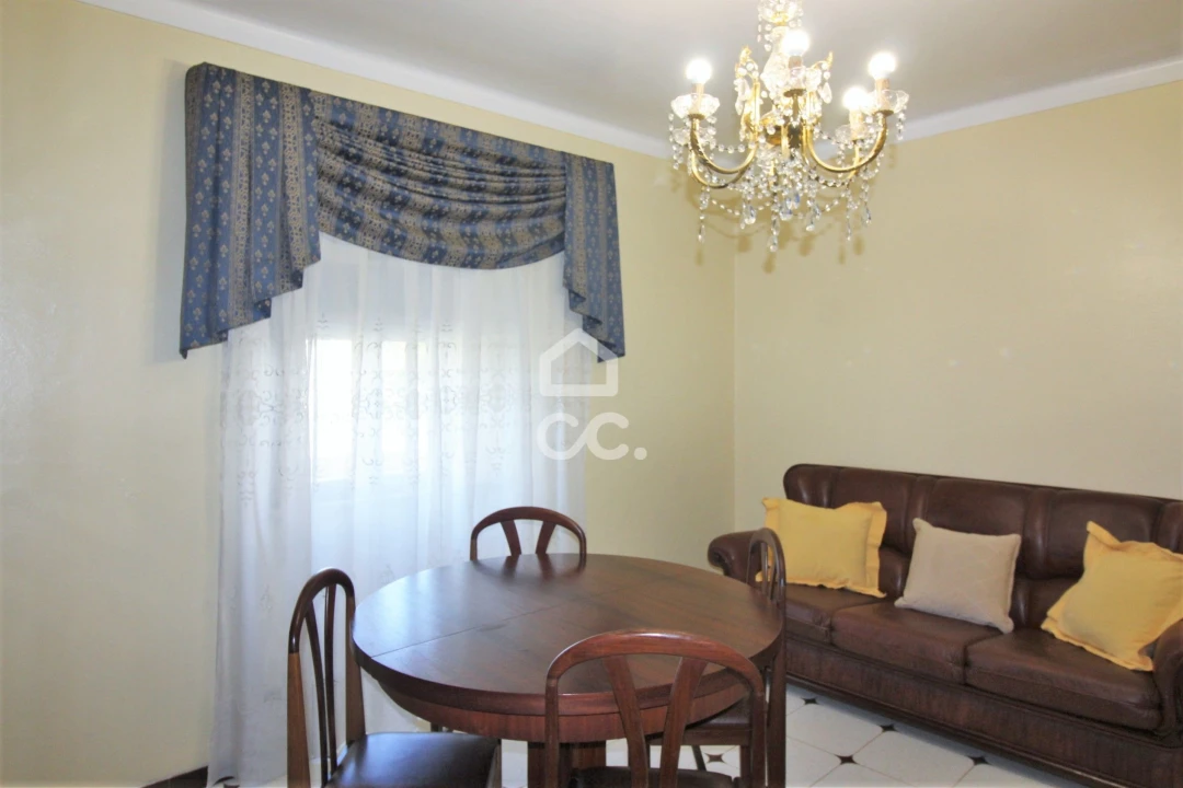 Apartamento T1 para Arrendamento em Sacavém e Prior Velho Foto 5