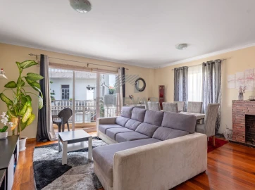 Apartamento T2 para Venda em Caniço