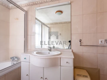 Apartamento T2 para Venda em Caniço