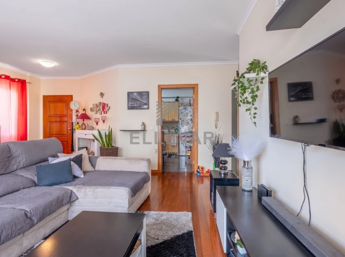 Apartamento T2 para Venda em Caniço Foto 19