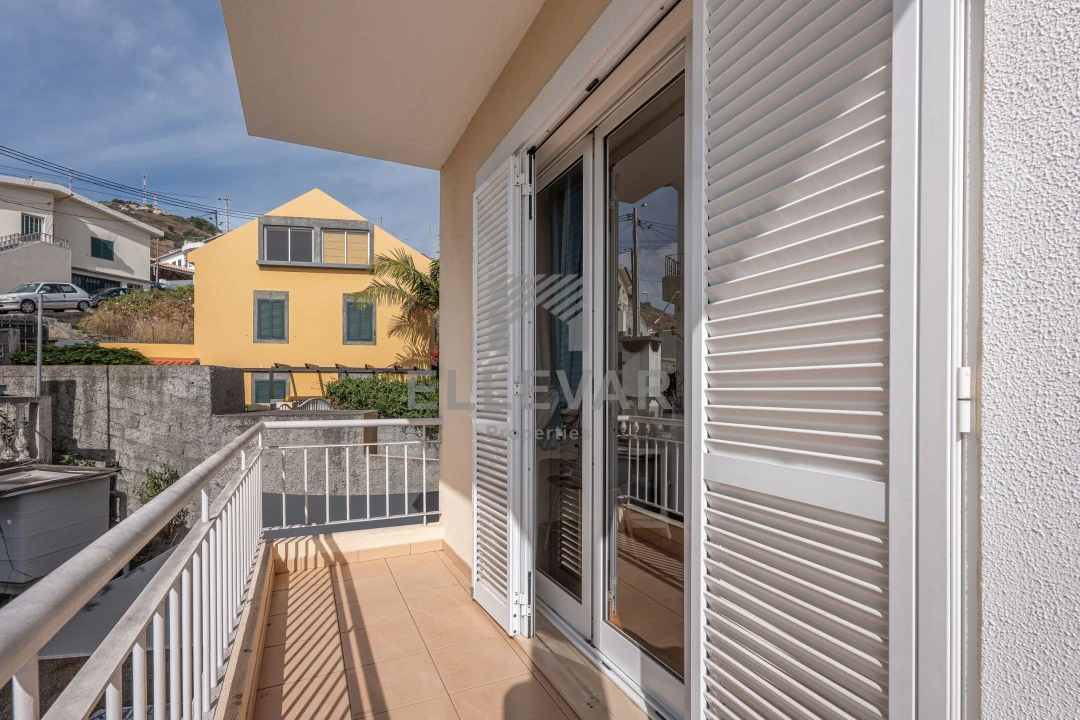 Apartamento T2 para Venda em Caniço Foto 27