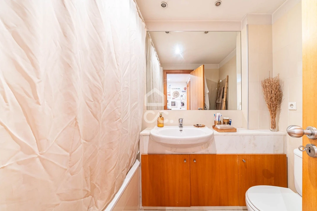 Apartamento T1 para Venda em Paranhos Foto 11