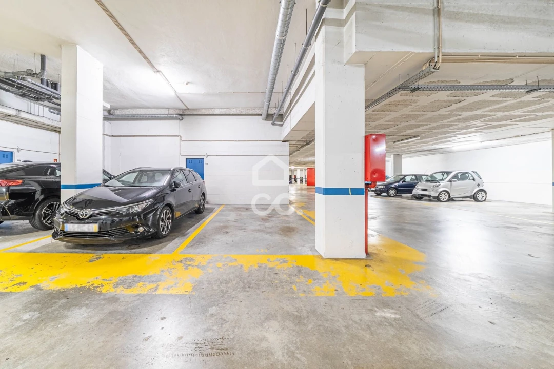 Apartamento T1 para Venda em Paranhos Foto 15