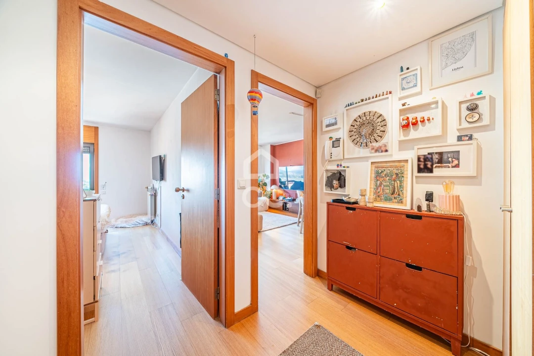 Apartamento T1 para Venda em Paranhos Foto 9