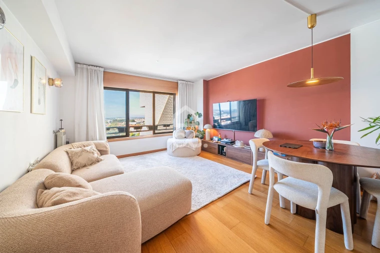 Apartamento T1 para Venda em Paranhos Foto 3