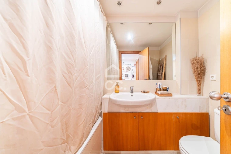 Apartamento T1 para Venda em Paranhos Foto 11