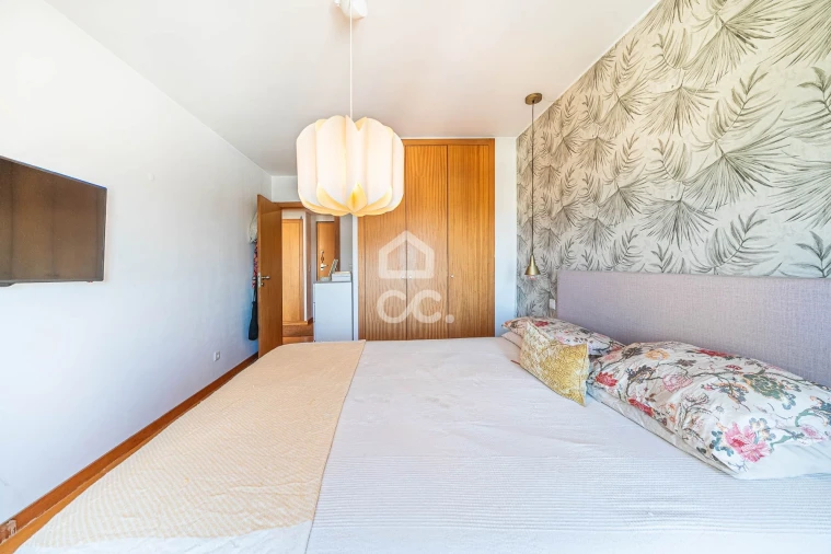 Apartamento T1 para Venda em Paranhos Foto 7