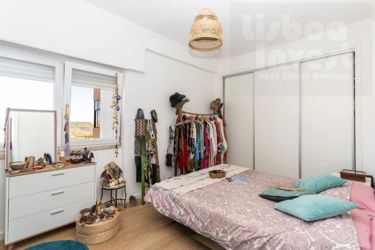 Apartamento T3 para Venda em Seixal, Arrentela e Aldeia de Paio Pires Foto 27