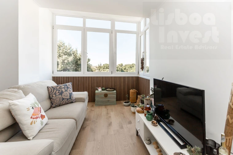 Apartamento T3 para Venda em Seixal, Arrentela e Aldeia de Paio Pires Foto 10