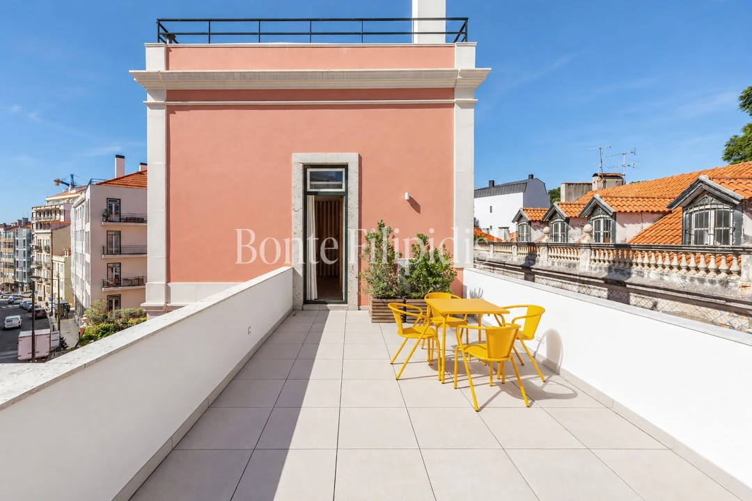 Apartamento T2 para Venda em Campolide Foto 20
