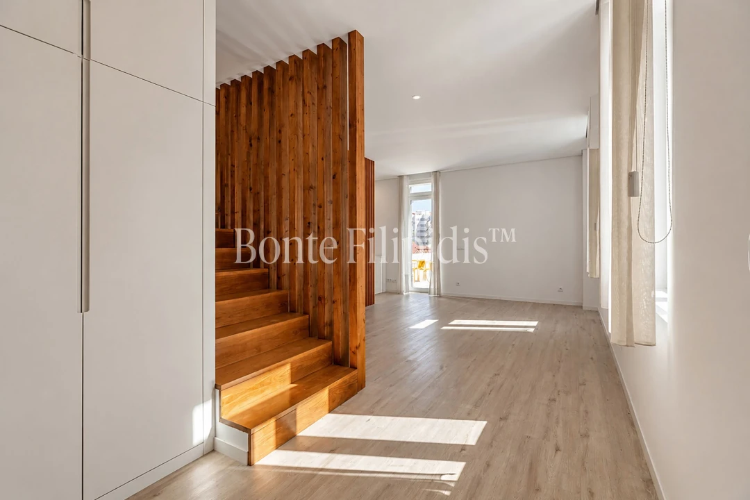 Apartamento T2 para Venda em Campolide Foto 4