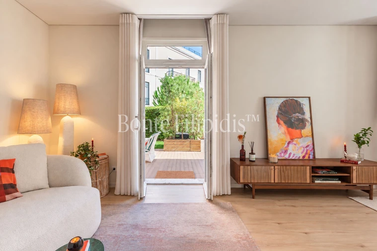 Apartamento T2 para Venda em Campolide Foto 5