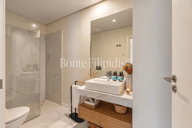 Apartamento T2 para Venda em Campolide Foto 21