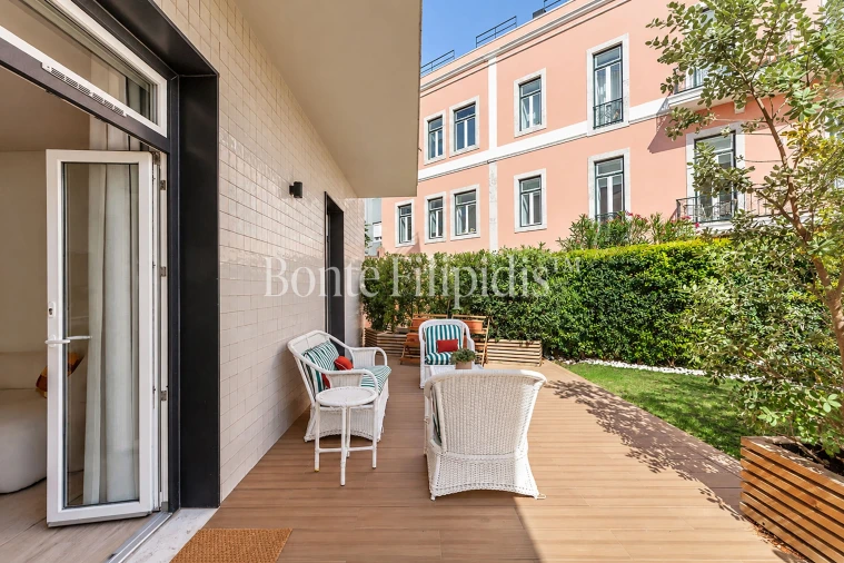 Apartamento T2 para Venda em Campolide Foto 34