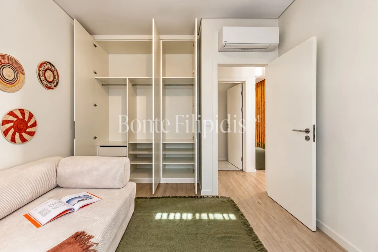 Apartamento T2 para Venda em Campolide Foto 20