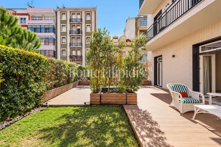 Apartamento T2 para Venda em Campolide Foto 38