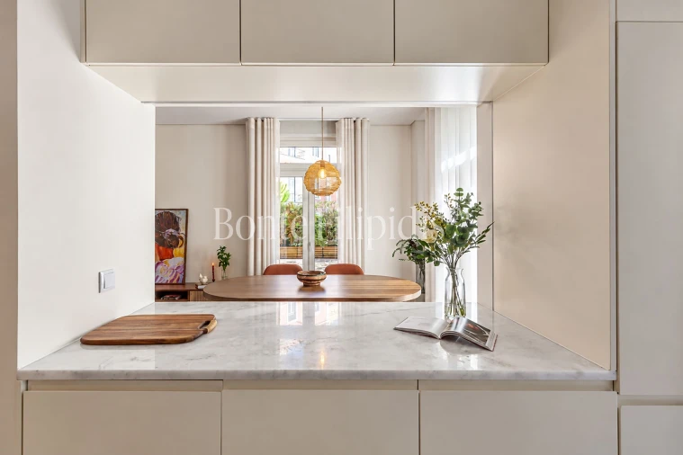 Apartamento T2 para Venda em Campolide Foto 14