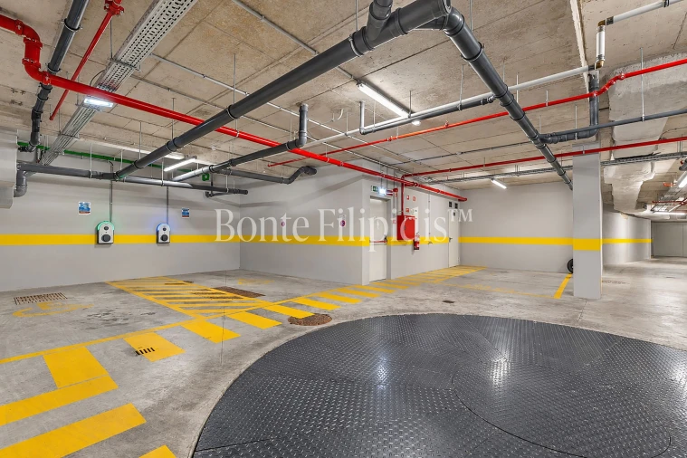 Apartamento T2 para Venda em Campolide Foto 40