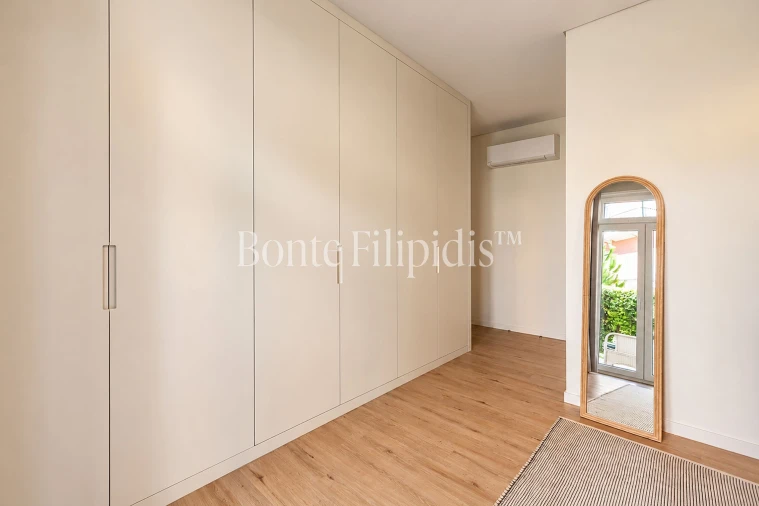 Apartamento T2 para Venda em Campolide Foto 33