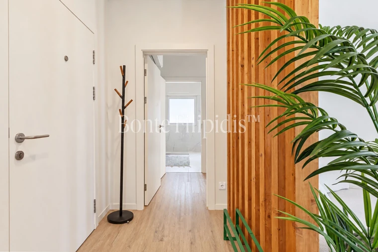 Apartamento T2 para Venda em Campolide Foto 25