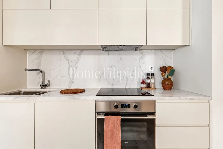 Apartamento T2 para Venda em Campolide Foto 16