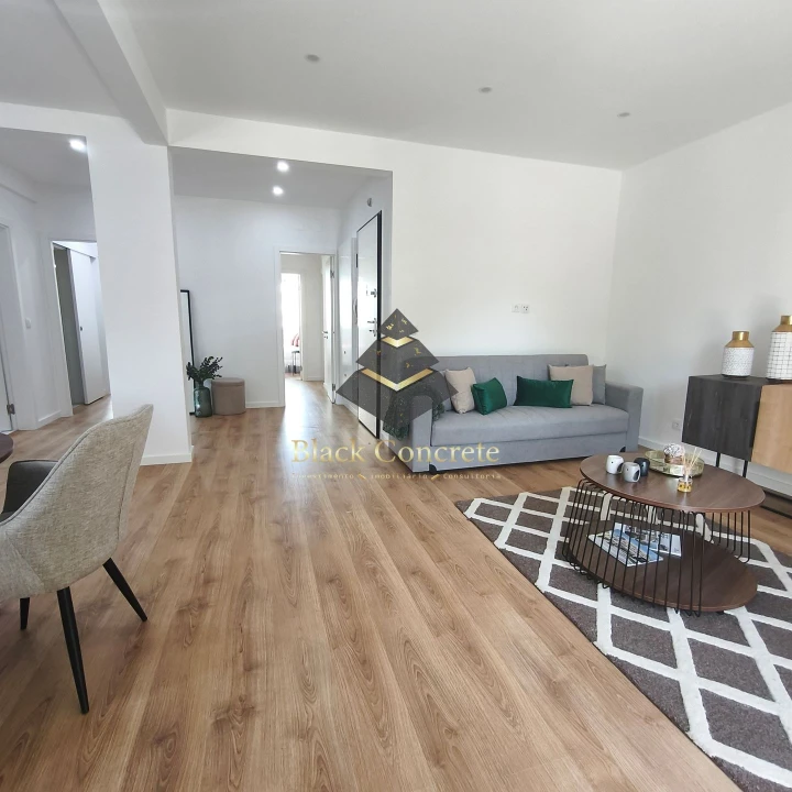 Apartamento T3 para Venda em Benfica Foto 5
