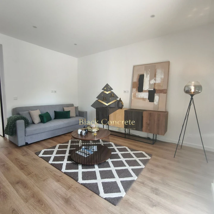 Apartamento T3 para Venda em Benfica Foto 4