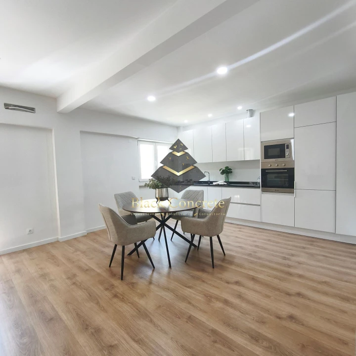 Apartamento T3 para Venda em Benfica Foto 2