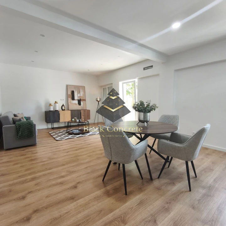 Apartamento T3 para Venda em Benfica Foto 1