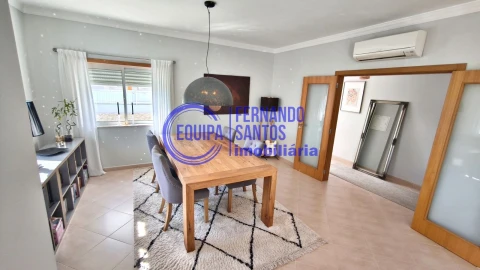 Moradia T3 para Venda em Armação de Pera