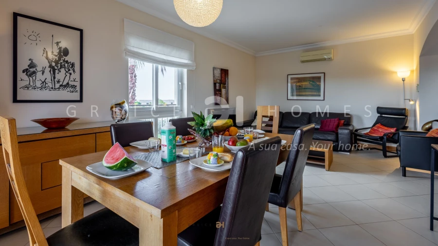 Apartamento T2 para Venda em Quarteira Foto 16