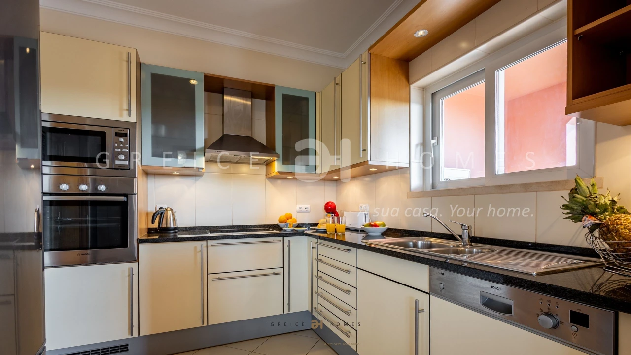 Apartamento T2 para Venda em Quarteira Foto 17