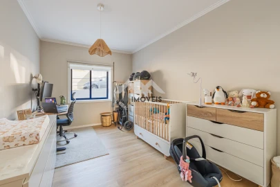 Apartamento T2 para Venda em Canelas
