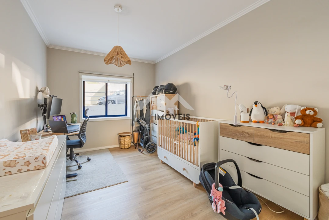 Apartamento T2 para Venda em Canelas Foto 16