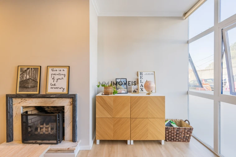 Apartamento T2 para Venda em Canelas Foto 4