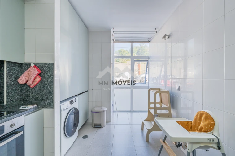 Apartamento T2 para Venda em Canelas Foto 7