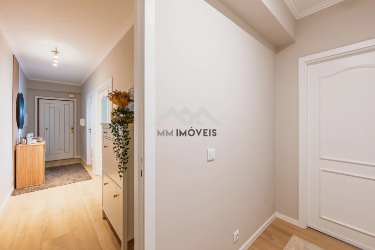 Apartamento T2 para Venda em Canelas Foto 10