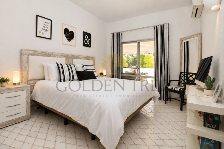Apartamento T3 para Venda em Almancil Foto 11
