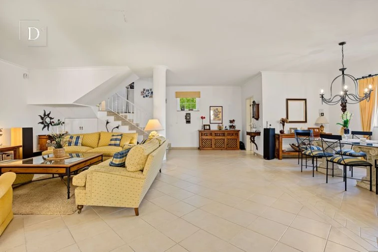 Moradia T3 para Venda em Albufeira e Olhos de Água Foto 18