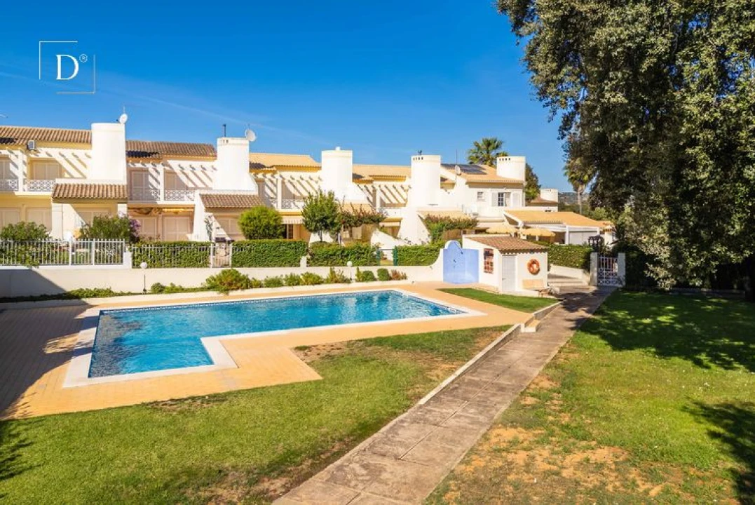 Moradia T3 para Venda em Albufeira e Olhos de Água Foto 34