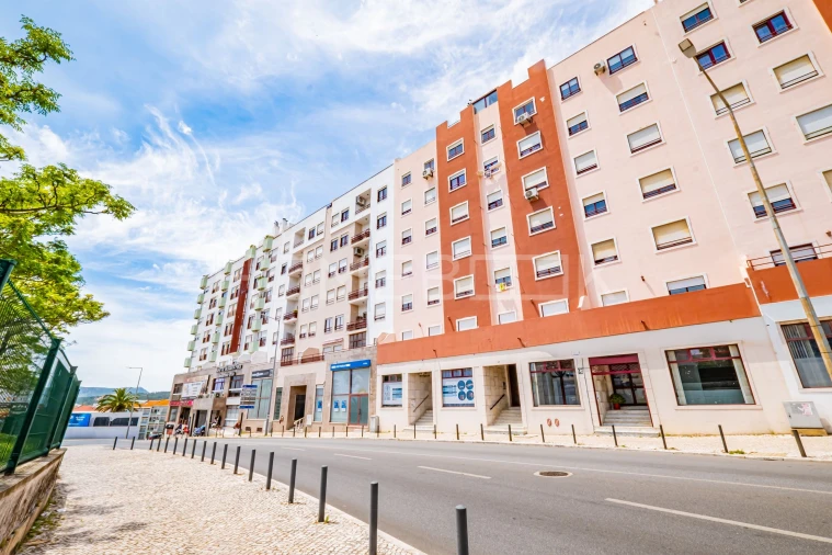 Apartamento T3 para Venda em Setubal (São Sebastião) Foto 2