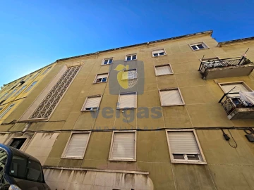 Apartamento T1 para Venda em São Vicente