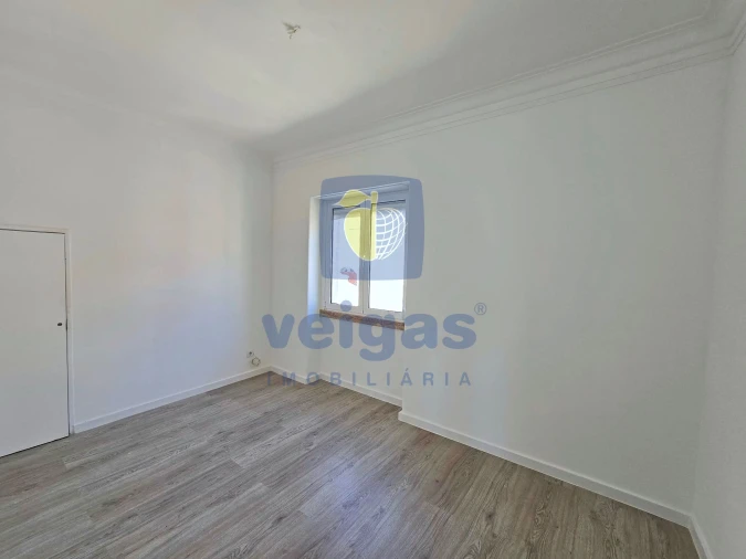 Apartamento T1 para Venda em São Vicente Foto 11