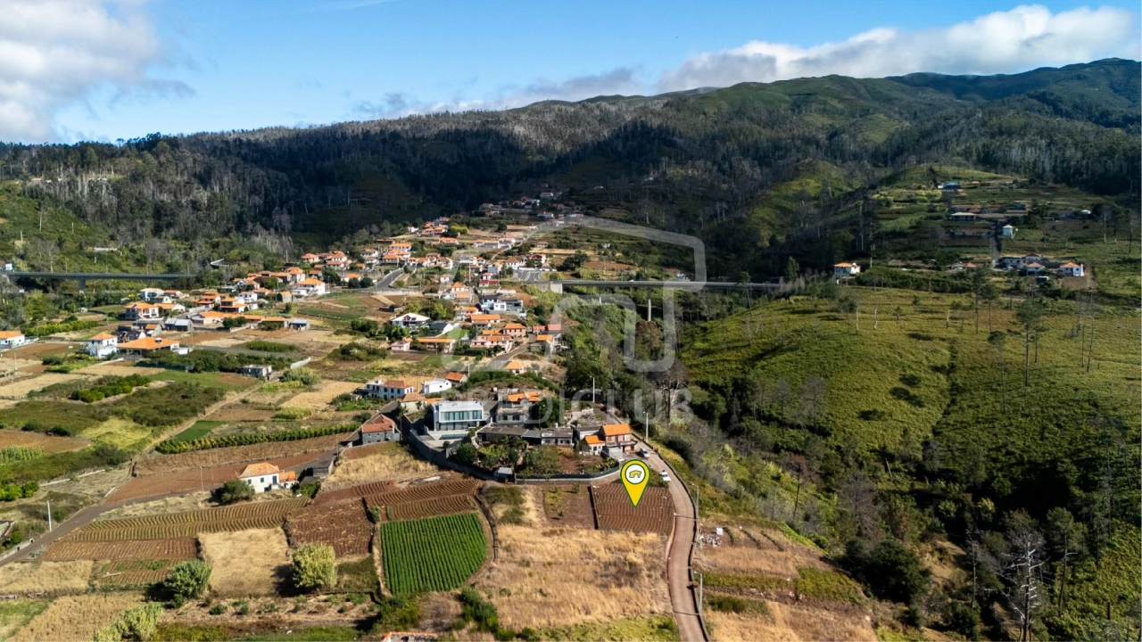 Terreno para Venda em Fajã da Ovelha Foto 12