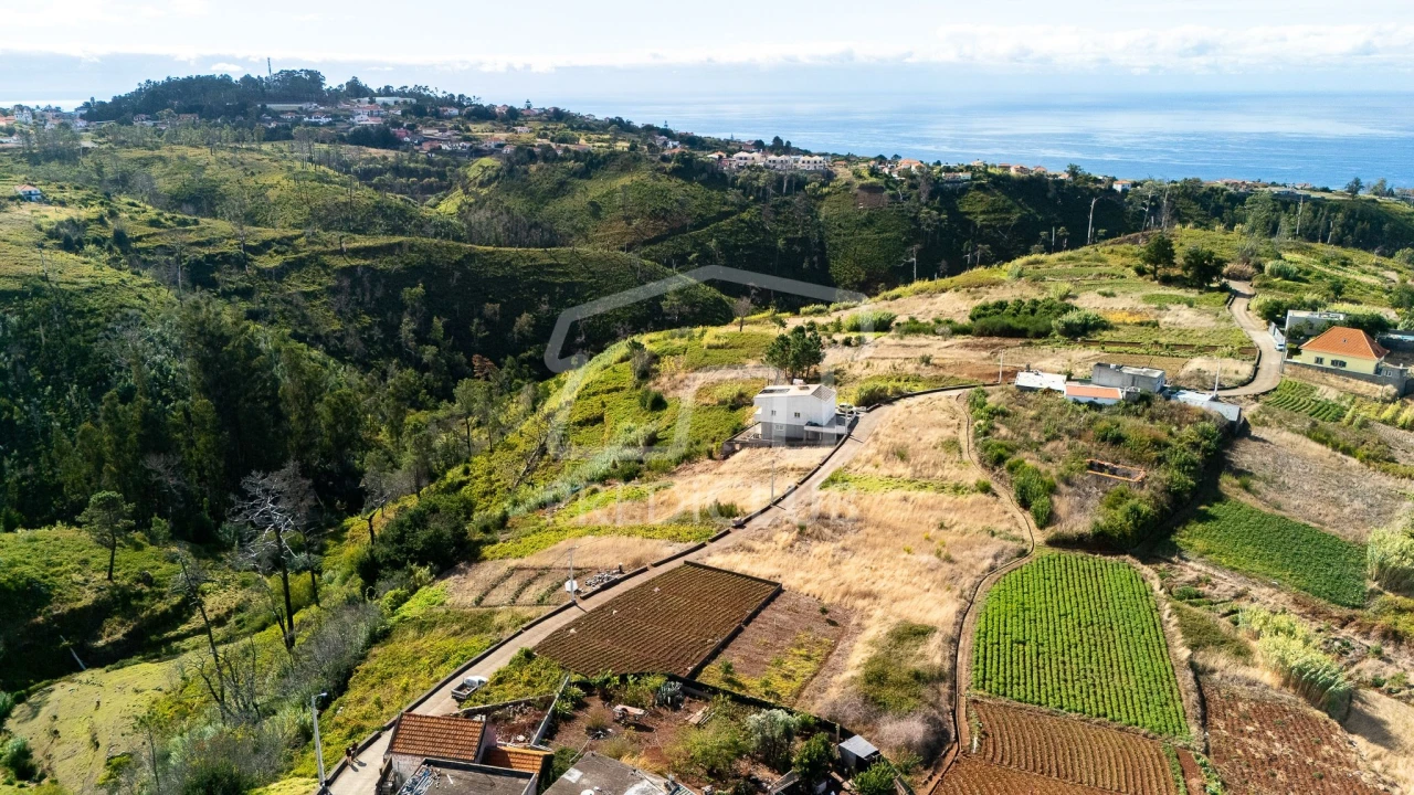 Terreno para Venda em Fajã da Ovelha Foto 7