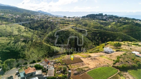 Terreno para Venda em Fajã da Ovelha