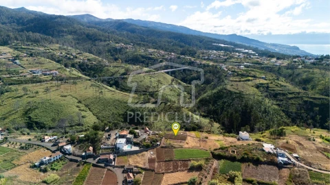 Terreno para Venda em Fajã da Ovelha