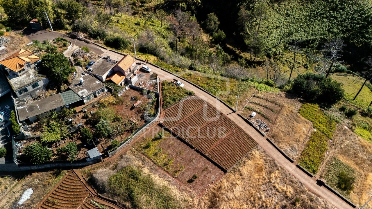 Terreno para Venda em Fajã da Ovelha Foto 10