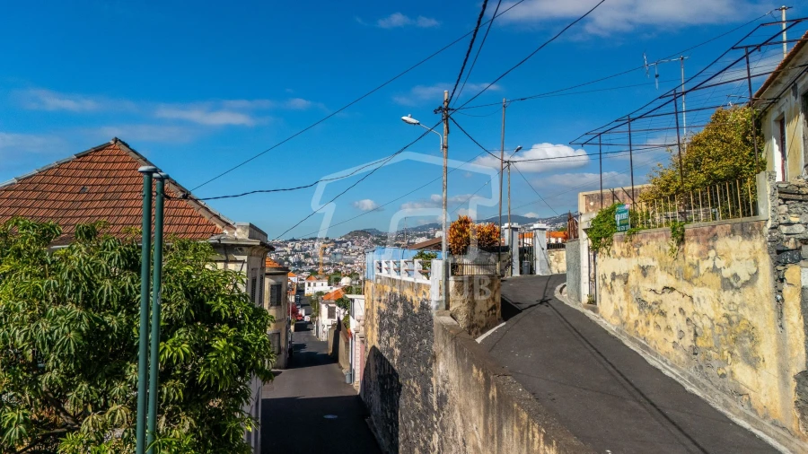 Moradia T1 para Venda em São Gonçalo Foto 17