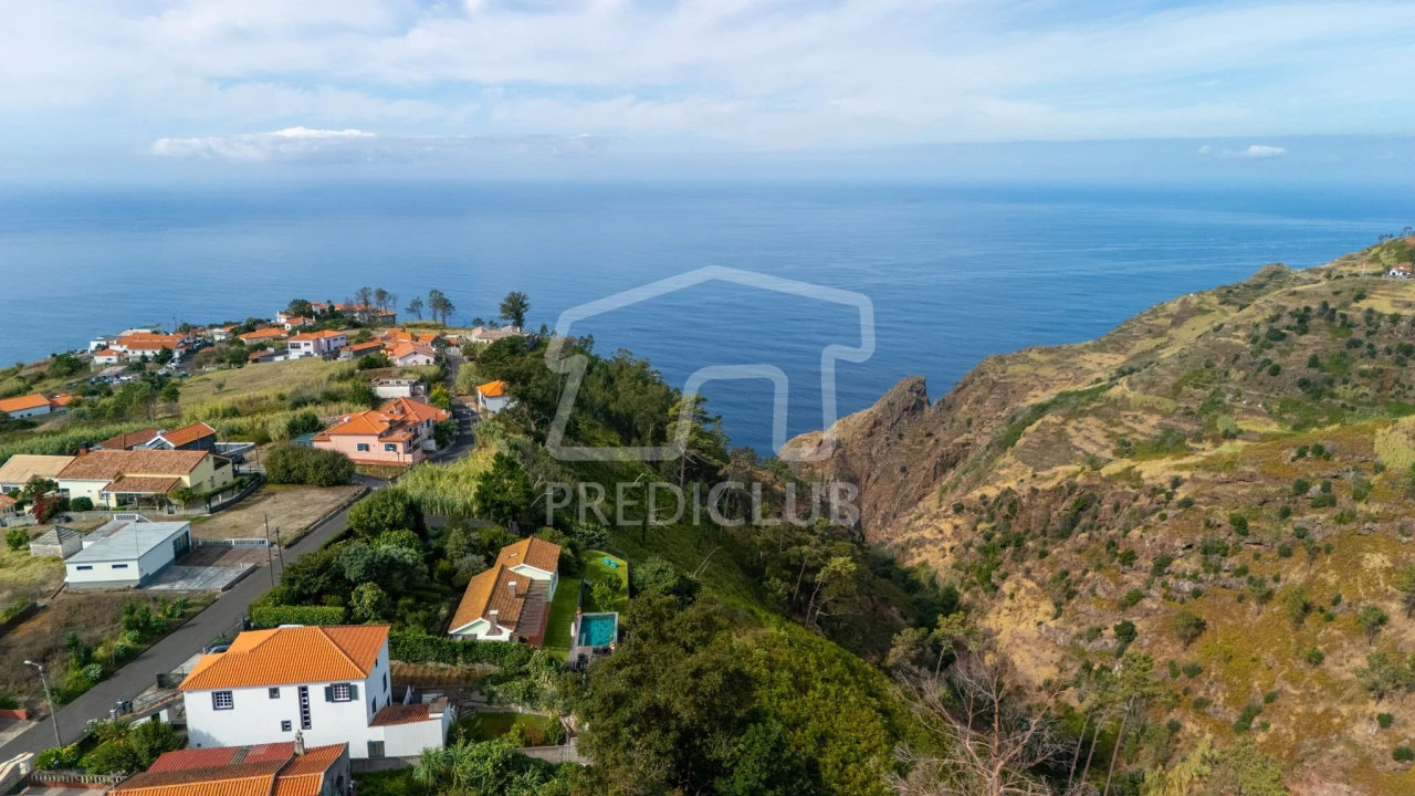 Moradia T3 para Venda em Prazeres Foto 10